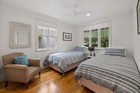 The Keeper's House - Taree Accommodation 7