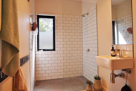 Armstrongs Close TO Beach - Taree Accommodation 1