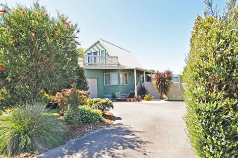 Archies Beachside Abode PET Friendly - Taree Accommodation 0