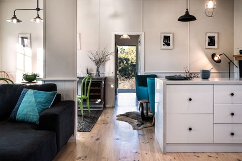 Table Hill Cottage - Taree Accommodation 3