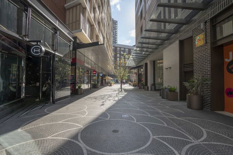 Modern Apartment In Darling Harbour - Taree Accommodation 3