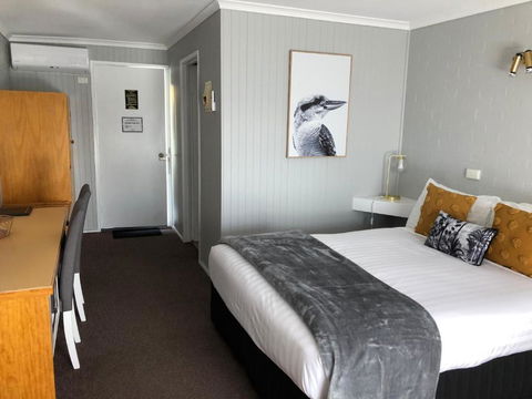 Country Roads Motor Inn - Taree Accommodation 2