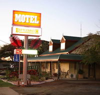 Bottlebrush Motel