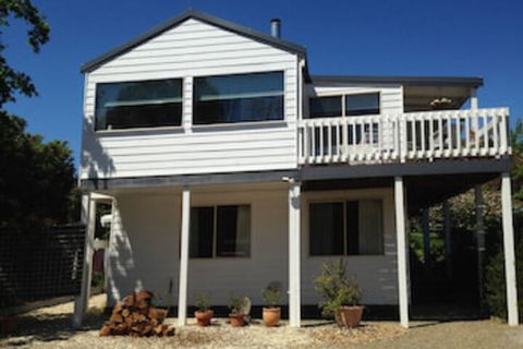 Yarraglen BnB - Taree Accommodation 0