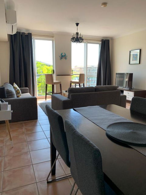 9 / 20 Apollo Quay Apartment - Taree Accommodation 4