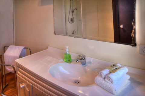 Mountain View - Taree Accommodation 6