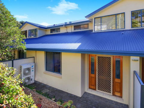 Terrigal Gem 3 / 9 Auld Street Terrigal - Taree Accommodation 2