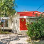 A SWEET ESCAPE Beachcombers Cottage Beachfront - Taree Accommodation 0