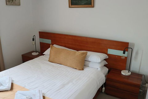 Robinson Cottage - Taree Accommodation 2