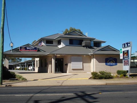 Oakey Motor Inn - Taree Accommodation 4