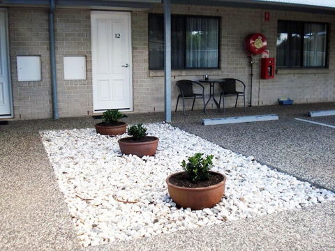 Oakey Motor Inn - Taree Accommodation 0