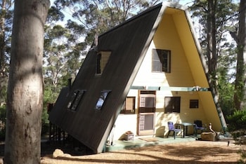 Green Leaves Cabin - Taree Accommodation 2