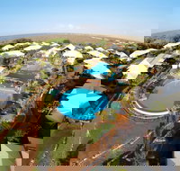 Oaks Cable Beach Resort - Taree Accommodation