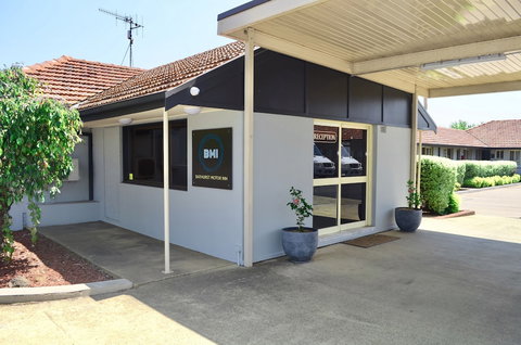 Bathurst Motor Inn - Taree Accommodation 3