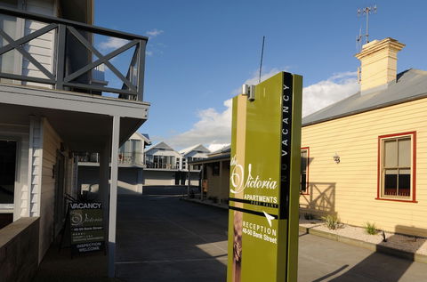 The Victoria - Taree Accommodation 0