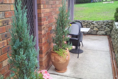 Crimson Villa - Taree Accommodation 1