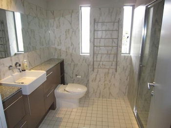 Wyndel Apartments - Harbour Watch - Taree Accommodation 5