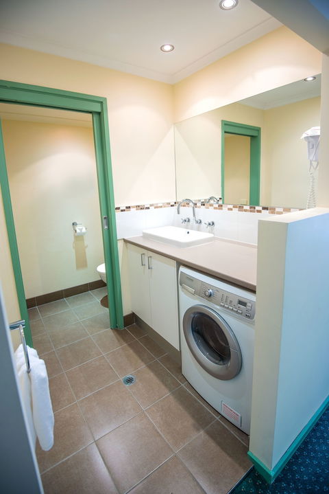 Tuscany Apartments - Taree Accommodation 1