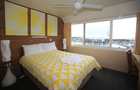 Pacific Heights Holiday Apartments & Munn's Tower House - Taree Accommodation 4