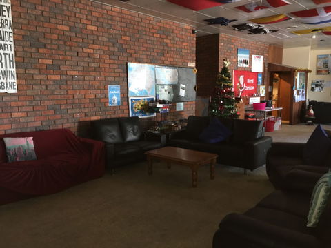 Warrnambool Beach Backpackers - Taree Accommodation 3