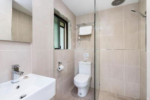 Atlantis - Taree Accommodation 4