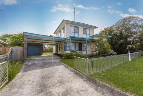 HOLIDAY On NAUTILUS INVERLOCH - Taree Accommodation 1