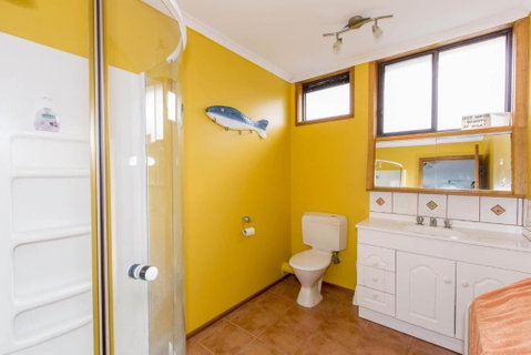 HOLIDAY On NAUTILUS INVERLOCH - Taree Accommodation 6