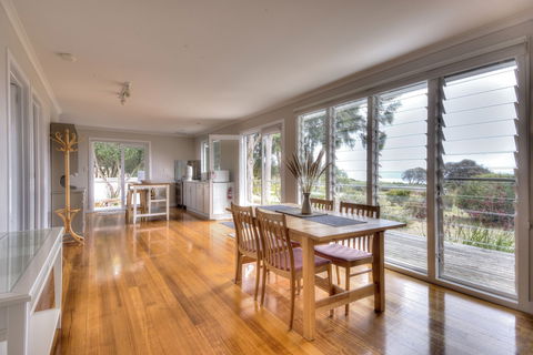 Freycinet Sanctuary At Oyster Bay - Taree Accommodation 5