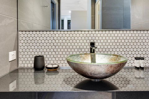 Serenity At Ravensbourne Escape - Taree Accommodation 1
