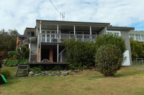 Awesome View 4 View Street - Taree Accommodation 3