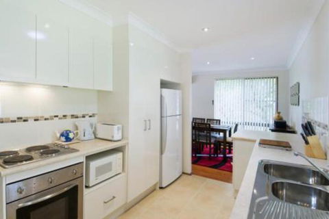Cara Nobbys Beach 11 Wesley Avenue - Taree Accommodation 0