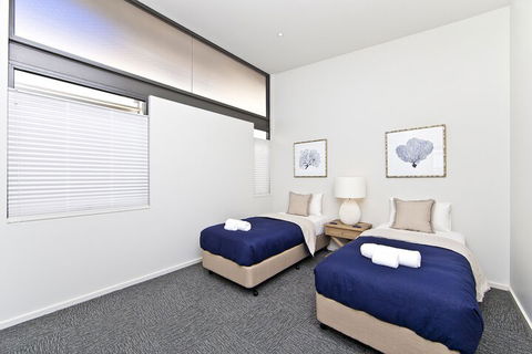 Sails On The Beachfront Exclusive Seaside Home - Taree Accommodation 5