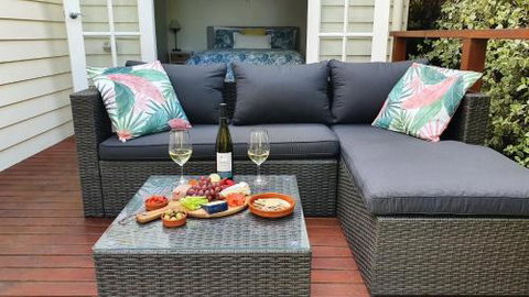 A Coonawarra Experience - Taree Accommodation 1
