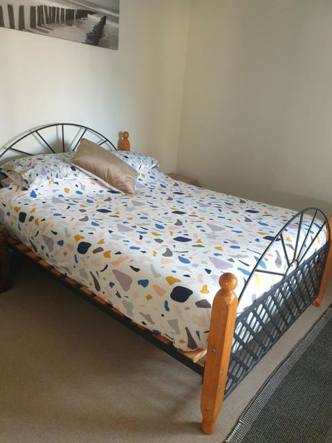 Beachside Retreat 2 - Taree Accommodation 6