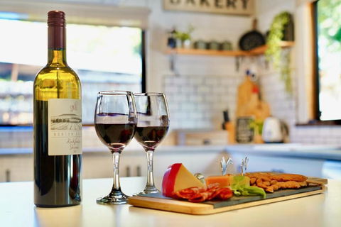Cedar Country Retreat - Taree Accommodation 2