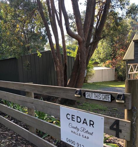 Cedar Country Retreat - Taree Accommodation 3