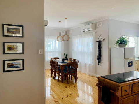 Jewel Of The South Beachfront Holiday Rental - Taree Accommodation 1