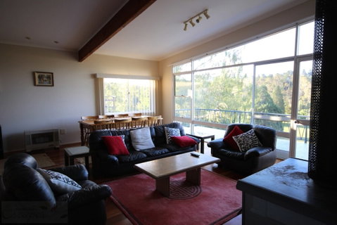 Fairways Close - Taree Accommodation 1