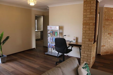 Cozy Stay At Kearsley - Taree Accommodation 1