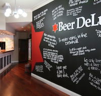 Beer Deluxe Albury - Taree Accommodation