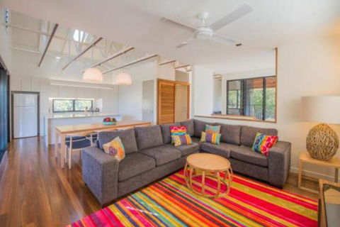 Aqua Time - Taree Accommodation 2