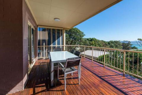At Cylinder Unit 2 - Taree Accommodation 0