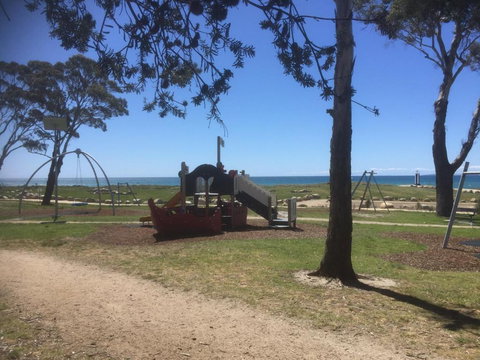 At HOME On HOLMES - Taree Accommodation 2