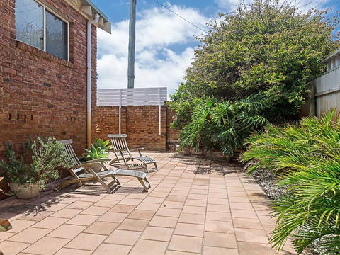 Birubi Beach House 14 Campbell Avenue Fantastic House & Close To The Surf Beach - Taree Accommodation 3