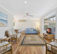 By The Bay Hideaway - Taree Accommodation