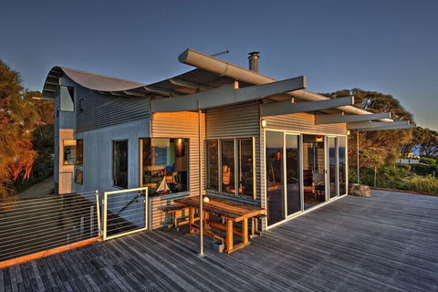 Waves - Taree Accommodation 2