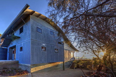 Waves - Taree Accommodation 4