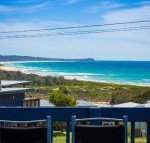 17 Dulling Street Beach House - Taree Accommodation
