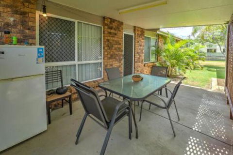 Affordable Holiday Home - Taree Accommodation 4