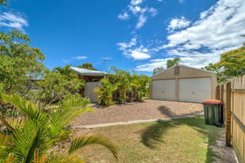 Affordable Holiday Home - Taree Accommodation 5